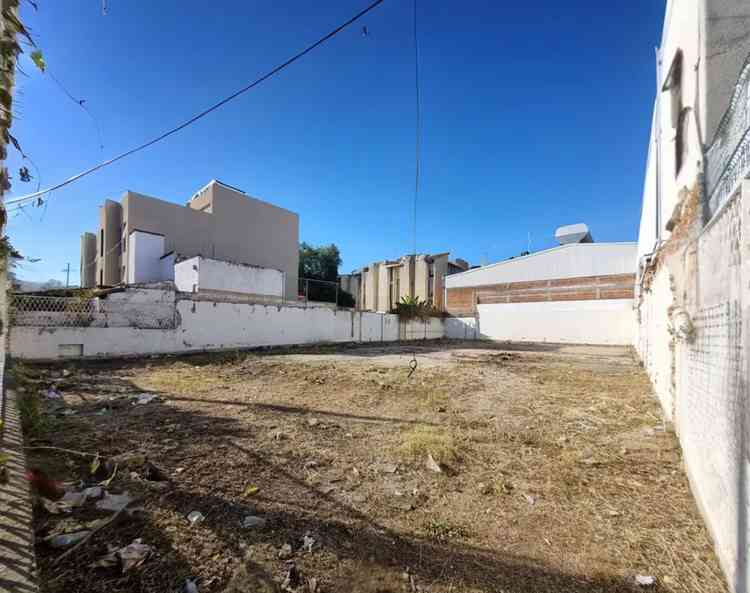 terreno en venta calle hercules jardines del bosque guadalajara jalisco p5cKE1i